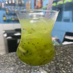 Foto de uma caipirinha